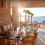 Spacious Bugibba Seafront 3br Free Parking Free Wifi San Pawl il-Baħar