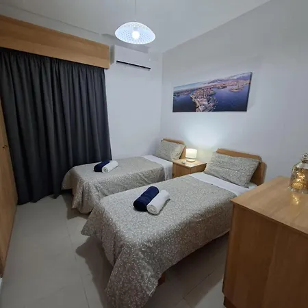 Spacious Bugibba Seafront 3br Free Parking Free Wifi