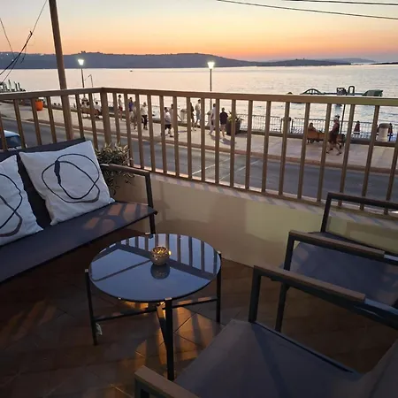 Spacious Bugibba Seafront 3br Free Parking Free Wifi Holiday home St. Paul's Bay