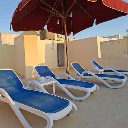 Spacious Bugibba Seafront 3br Free Parking Free Wifi *