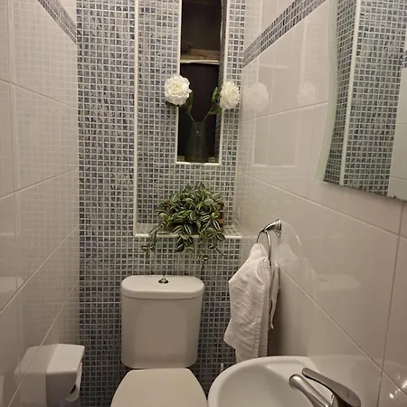 Spacious Bugibba Seafront 3br Free Parking Free Wifi *