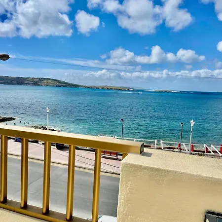 Spacious Bugibba Seafront 3br Free Parking Free Wifi Holiday home St. Paul's Bay