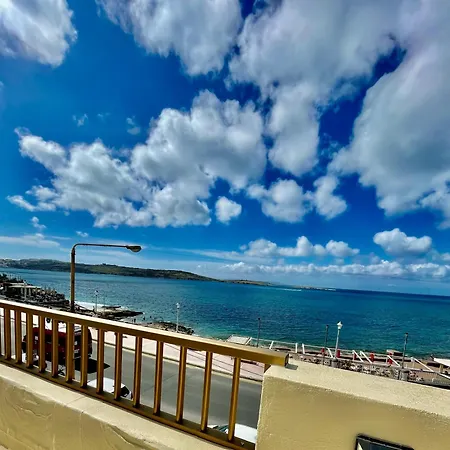 Holiday home Spacious Bugibba Seafront 3br Free Parking Free Wifi