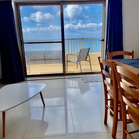 Spacious Bugibba Seafront 3br Free Parking Free Wifi