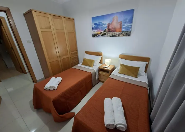 Spacious Bugibba Seafront 3br Free Parking Free Wifi Holiday home *